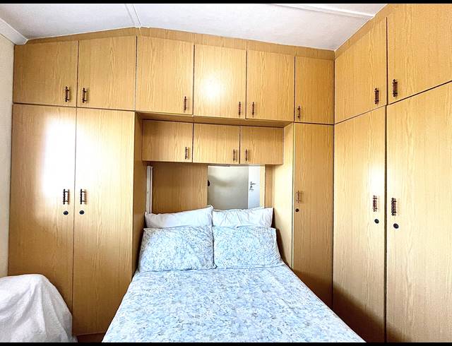 3 BEDROOM HOUSE FOR SALE IN WOODLANDS